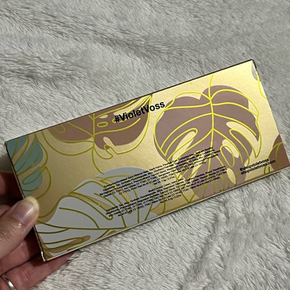 Violet Voss Pretty in Paradise Pallete 6 Shade Shadow + 2 Shade Face - Picture 3 of 9